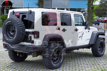 Paragolpe trasero California Jeep Wrangler JK